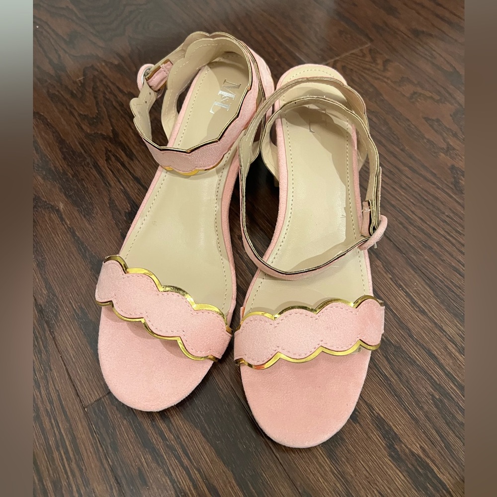 NWT Pink Sandals